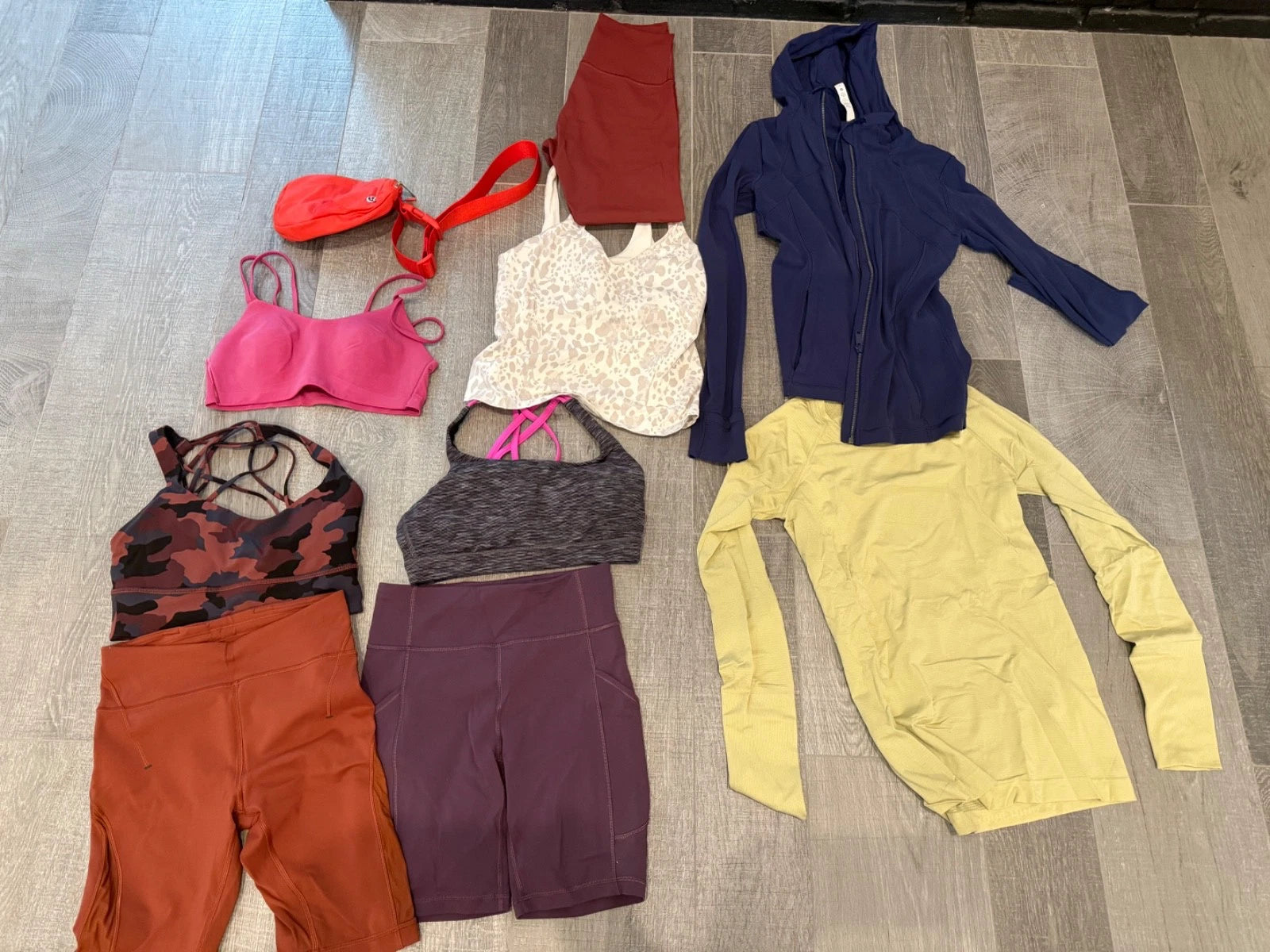 Lululemon Women’s Activewear Bundle – 10 Pieces (Size 6/8)