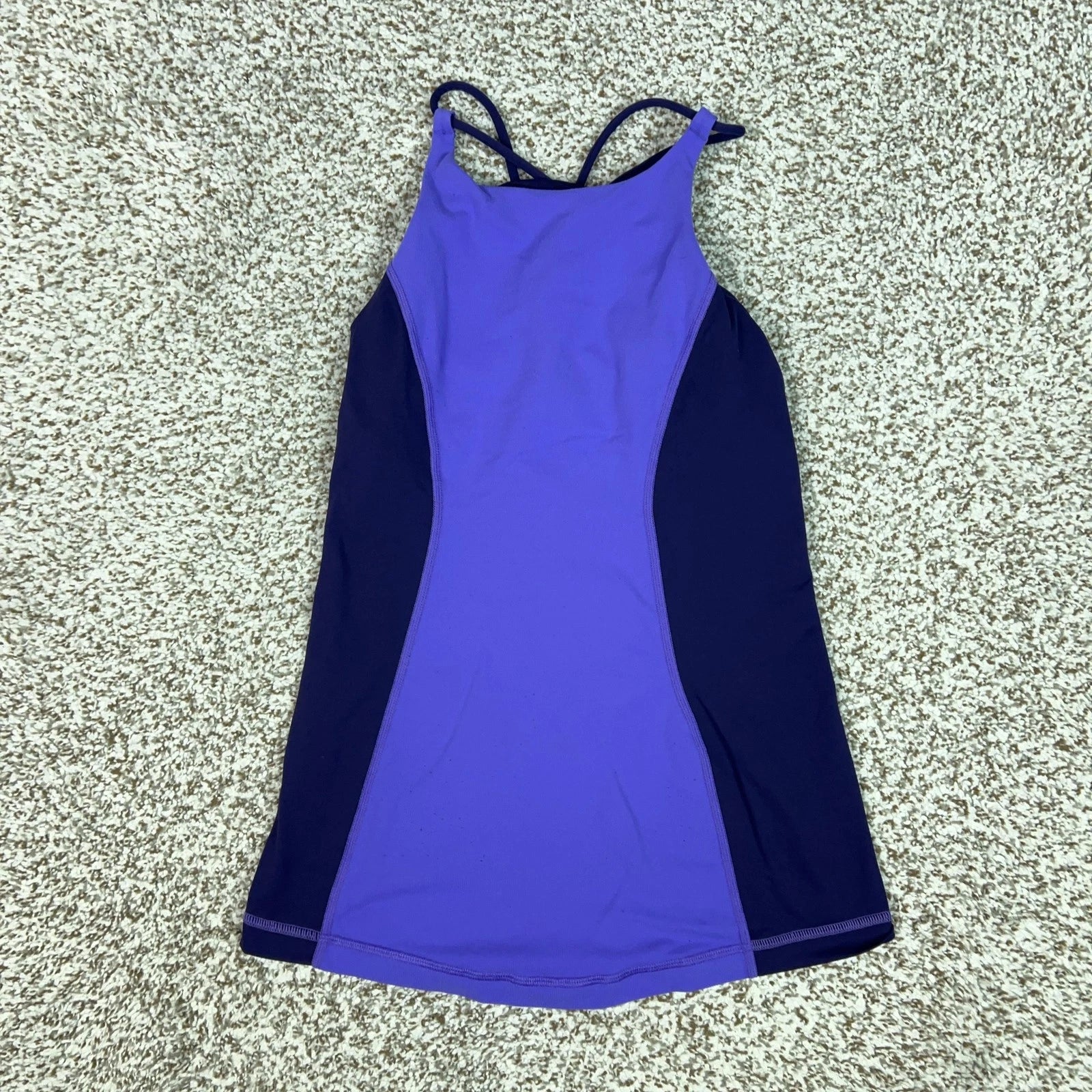 Lululemon Tank Top Womens 6 Purple Colorblock High Neck Strappy Built In Bra